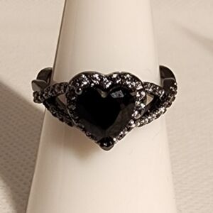 Black Obsidian 🖤 heart ring size 10